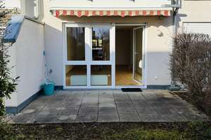 Lebendiger Wohnraum: 2,5-Zimmer-Wohnung in Ludwigsburg – Am Wasserfall 8, 71636 Pflugfelden, Ludwigsburg – Vorschaubild 2
