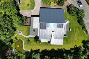 Exklusives Einfamilienhaus in bester Lage mit stilvollem Ambiente und großem Garten in Schirmitz – Neustadt a.d. Waldnaab (Kreis) – Vorschaubild 2