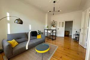 ⭐️ Lichtdurchflutete Altbauwohnung an der Spree - 3 Zi Whg mit Stuck, viel Potenzial, Balkon & EBK – Die vollständige Adresse der Immobilie erhältst du vom Anbieter., 10587 Charlottenburg, Berlin – Vorschaubild 2