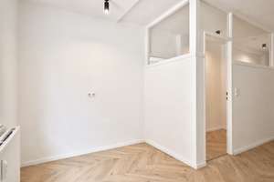 Bezugsfreie, exklusive Maisonette-Wohnung mit Dachgeschoss am Schloss Charlottenburg! – Die vollständige Adresse der Immobilie erhältst du vom Anbieter., 10585 Charlottenburg, Berlin – Vorschaubild 13