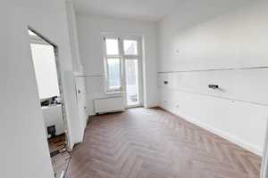 Exklusive 5-Zimmer-Wohnung mit Balkon – frisch renoviert am Marktplatz in Hörde – Hörder Brückenstraße 4, 44263 Dortmund – Vorschaubild 9