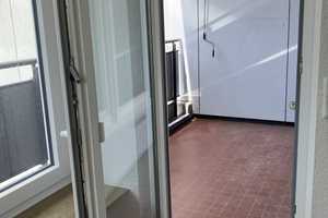 2-Zimmer-Wohnung mit Loggia und Weitblick in Leverkusen-Wiesdorf – Friedrich-ebert-str 27b, 51373 Leverkusen – Vorschaubild 7