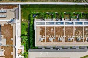 NEUWERTIGES REH mit hochwertiger VOLLAUSSTATTUNG, Garten, Wintergarten im NATURNAHEN Neubauquartier – Die vollständige Adresse der Immobilie erhältst du vom Anbieter., 81249 Lochhausen, München – Vorschaubild 50