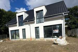 Neubau Doppelhaushälfte in Herford City ZU VERMIETEN ab dem 1.2.2025 – Die vollständige Adresse der Immobilie erhältst du vom Anbieter., 32049 Herford – Vorschaubild 6