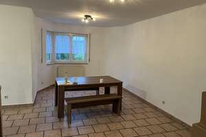 Schöne DHH am Ortsrand mit unverbautem Blick // 147qm Wohnfläche / 7 Zimmer / Einziehen & Wohlfühlen – Die vollständige Adresse der Immobilie erhältst du vom Anbieter., 96274 Itzgrund – Vorschaubild 8