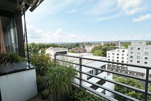 Lichtdurchflutete 4-Zimmerwohnung mit Fernblick in Rheinnähe Bonn-Castell
 – Die vollständige Adresse der Immobilie erhältst du vom Anbieter., 53117 Bonn-Castell, Bonn – Vorschaubild 2