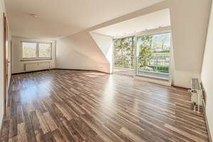 Charmante Maisonette-Eigentumswohnung in Dachgeschoss mit Balkon – Die vollständige Adresse der Immobilie erhältst du vom Anbieter., 45359 Schönebeck, Essen – Vorschaubild 3