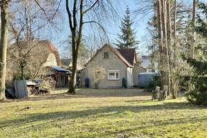 Zwei Zuhause, ein Grundstück – Einfamilienhaus mit Option zur zusätzlichen Bebauung








 – Die vollständige Adresse der Immobilie erhältst du vom Anbieter., 16552 Mühlenbecker Land – Vorschaubild 2