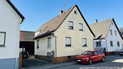 Sanierungshaus mit Baumöglichkeit in Spöck