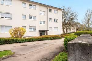 ++Ulm-Böfingen++  Schicke Etagenwohnung mit guter Aufteilung, Garage und Grünblick.. – Die vollständige Adresse der Immobilie erhältst du vom Anbieter., 89075 Böfingen, Ulm – Vorschaubild 2