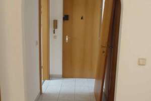 Geschmackvolle 3-Raum-Wohnung mit Balkon und EBK in München Perlach – Kar-Marx-Ring 94, 81735 Neuperlach, München – Vorschaubild 8