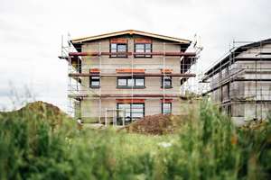 Exklusive Neubau-Doppelhaushälfte in Feldrandlage - modernes Wohnen in Niederzier