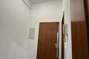 Helle 1-Zimmer-Erdgeschosswohnung (30 m²) – frisch renoviert, zentrale Lage – Die vollständige Adresse der Immobilie erhältst du vom Anbieter., 41236 Heyden, Mönchengladbach – Vorschaubild 2
