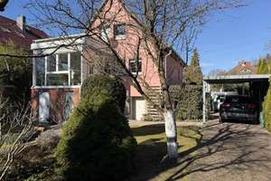 Gepflegtes Einfamilienhaus mit Wintergarten, idyllischem Garten und Garage – bezugsfrei ab 06/2026