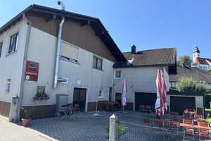 Vielseitiges Traditionsgasthaus mit Wohnraum im Herzen von Hengersberg – Die vollständige Adresse der Immobilie erhältst du vom Anbieter., 94491 Hengersberg – Vorschaubild 2