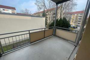Vollmöblierte 2-Zimmerwohnung mit Balkon + Keller in 01309 Dresden Striesen – Tittmann Str. 18, 1309 Striesen-West, Dresden – Vorschaubild 4
