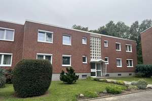 4-Zimmer-Wohnung in ruhiger Sackgasse!!