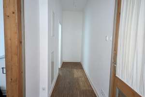 Zuhause mit 2 Zimmern und Balkon in Hannover-  Vier Grenzen – Bothfelder Straße 2, 30177 List, Hannover – Vorschaubild 2