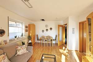 SOLIDE, MASSIV, WERTBESTÄDIG!!! Attraktive 2- Zimmer- ETW  mit Balkon und Carport – Riedweg 3, 36266 Heringen (Werra) – Vorschaubild 5