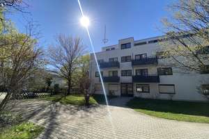 Schöne 2 Zimmer-Wohnung  zum Loft umgestaltet m.2 Dachterassen