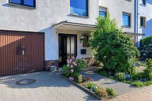 Ruhiges Zuhause für Familien oder Mehrgenerationenwohnen auf vier Etagen – Die vollständige Adresse der Immobilie erhältst du vom Anbieter., 30655 Groß-Buchholz, Hannover – Vorschaubild 13