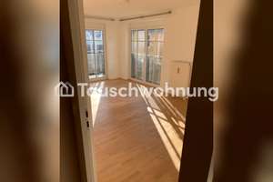 Tauschwohnung: Lichtdurchflutete Traumwohnung mit Balkon und Tiefgarage