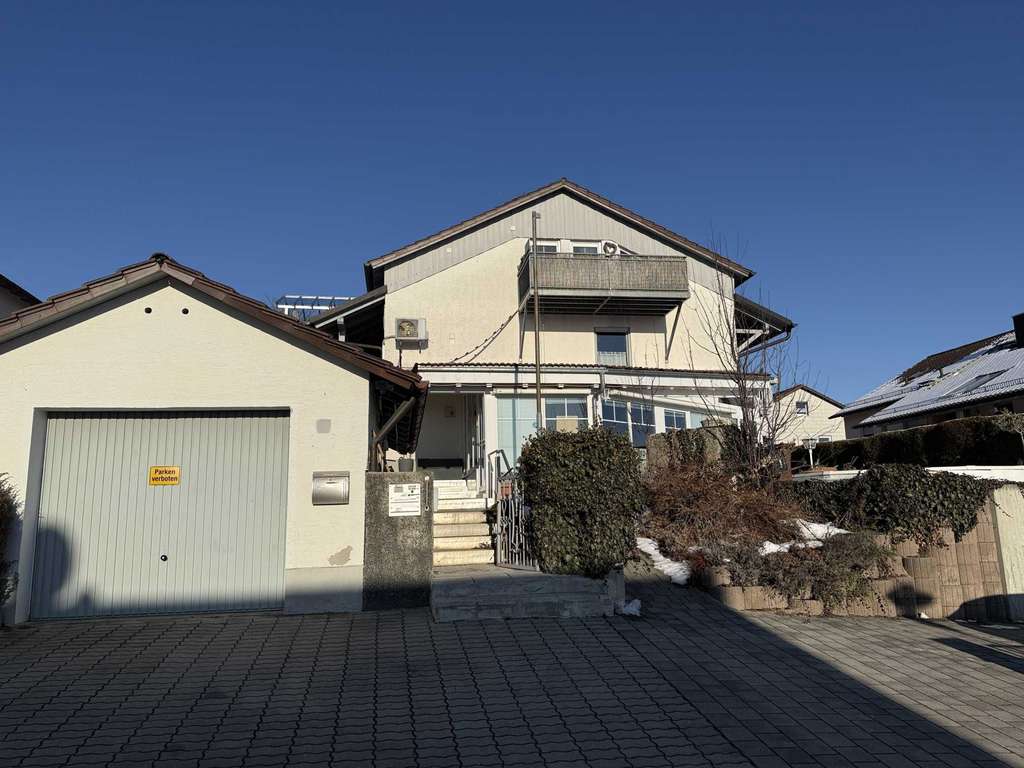 Immobilie in Johanniskirchen - Investieren in die Zukunft - Rentables Mehrfamilienhaus mit Potenzial in Johanniskirchen - Bild 2