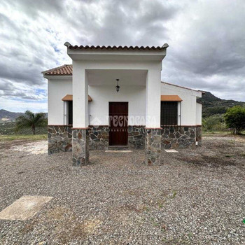 Landhaus zum Verkauf in Álora