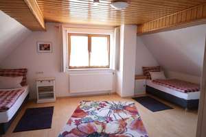 TRAUMHAUS FÜR GENIESSER: Großzügig bei Schömberg – Die vollständige Adresse der Immobilie erhältst du vom Anbieter., 72369 Zimmern unter der Burg – Vorschaubild 16