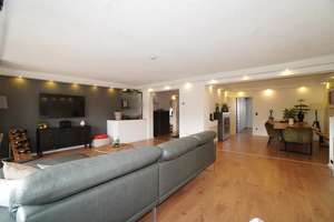 Sanierte Erdgeschosswohnung mit Terrasse, Garten & Garage in Bielefeld Quelle – Die vollständige Adresse der Immobilie erhältst du vom Anbieter., 33649 Brackwede, Bielefeld – Vorschaubild 5