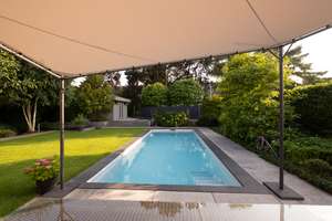 Elegante Bauhaus-Villa mit Poollandschaft und Basketballplatz in Düsseldorf-Nähe – Die vollständige Adresse der Immobilie erhältst du vom Anbieter., 47803 Inrath/Kliedbruch, Krefeld – Vorschaubild 4