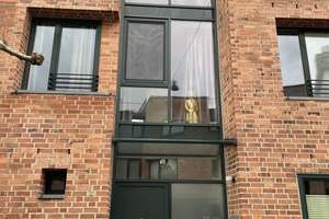 Hennef-Zentrum! Hochwertig modernisiertes 4-Zimmer-Haus mit EBK & großzügiger Dachterrasse! – Die vollständige Adresse der Immobilie erhältst du vom Anbieter., 53773 Hennef (Sieg) – Vorschaubild 3