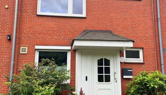 Bild von Modernisiertes Reihenmittelhaus mit 6 Zimmern, Fußbodenheizung und Smart Home in Bremen - Kattenesch