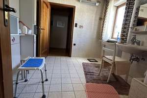 Großes Einfamilienhaus in ruhiger Top-Lage in Lechhausen – Die vollständige Adresse der Immobilie erhältst du vom Anbieter., 86165 Lechhausen-Süd, Augsburg – Vorschaubild 13