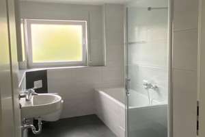 Zu vermieten von privat: Barrierefreie 4-Zimmerwohnung in Würzburg Lengfeld, ca. 89m² – 97076 Lengfeld, Würzburg – Vorschaubild 7