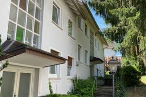 FRISCHE BRISE zum Einziehen: Schöne 2-Zimmer-Dachgeschosswohnung "nur für Einzelperson geeignet" ! – Aarstr. 52a, 65195 Nordost, Wiesbaden – Vorschaubild 3