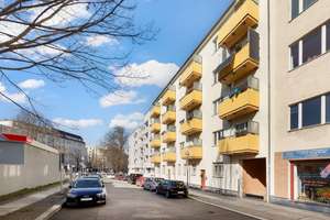 Moderne, flexible 2-bis 3-Zimmer-Wohnung mit Garage nahe Schloss Charlottenburg