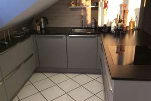 Geschmackvolle DG-Wohnung mit zwei Räumen und Einbauküche in Ingolstadt – Die vollständige Adresse der Immobilie erhältst du vom Anbieter., 85051 Süd, Ingolstadt – Vorschaubild 5