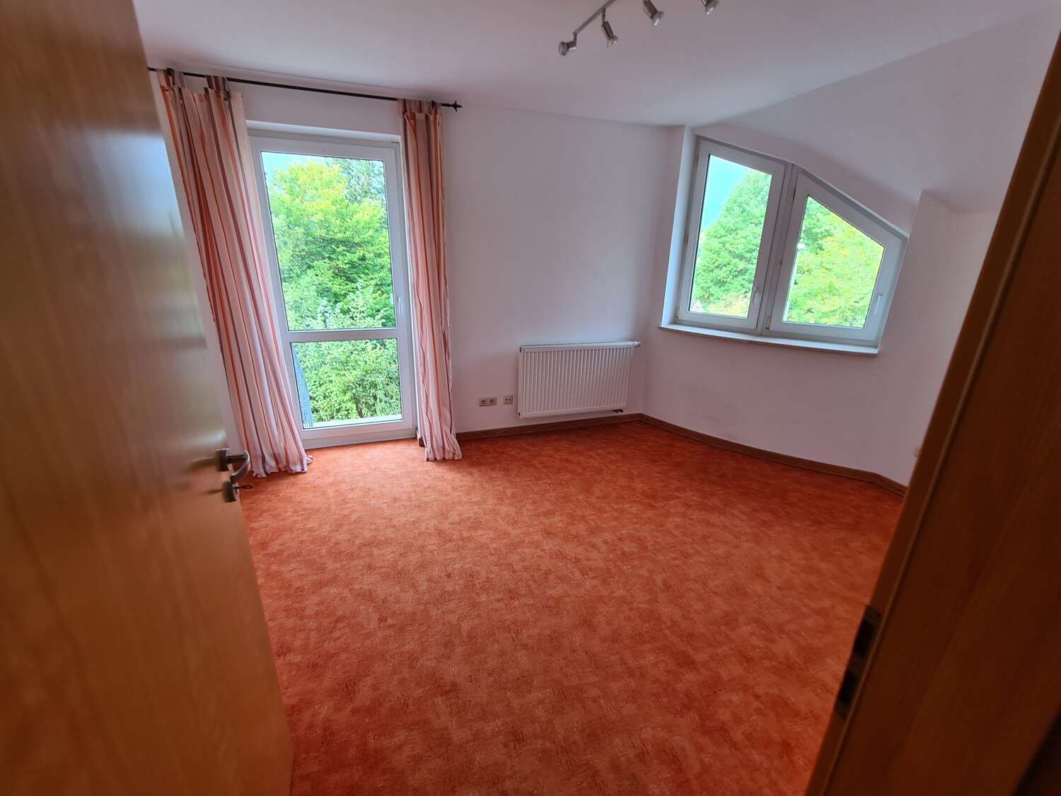 Immobilie in Litzendorf - Großzügige, schöne und gepflegte DHH in ruhigem Wohngebiet - Bild 4