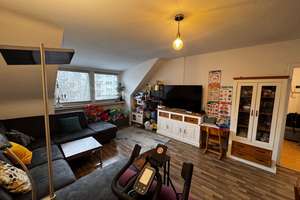 Charmante 3-Zimmer-Wohnung mit Balkon und Garage in Düsseldorf – Die vollständige Adresse der Immobilie erhältst du vom Anbieter., 40470 Mörsenbroich, Düsseldorf – Vorschaubild 4
