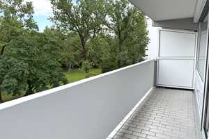Großzügiges gut geschnittenes Apartment mit Balkon in grüner und ruhiger Lage in der Parkstadt Solln – München – Vorschaubild 3
