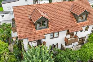 RESERVIERT! Geräumige Doppelhaushälfte mit separater Küche und Garten in ruhiger Lage Germering – Die vollständige Adresse der Immobilie erhältst du vom Anbieter., 82110 Germering – Vorschaubild 2