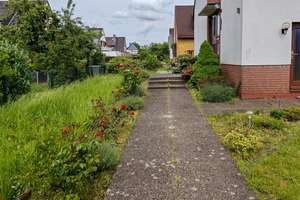 !! Freistehendes Ein-bis Zweifamilienhaus mit 2 Garagen in gefragter und ruhiger Lage von Grambke !! – Wörpedahler Straße 25, 28719 Burg-Grambke, Bremen – Vorschaubild 10