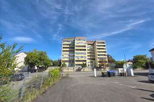 Stadtnahe Wohnung mit Garage und Aufzug. - sofortiger Bezug. – Aluminiumstr. 12, 78224 Singen (Hohentwiel) – Vorschaubild 1