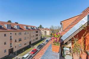 Das Beste kommt ganz oben – und hat sogar noch eine Etage mehr – Die vollständige Adresse der Immobilie erhältst du vom Anbieter., 14165 Zehlendorf, Berlin – Vorschaubild 3