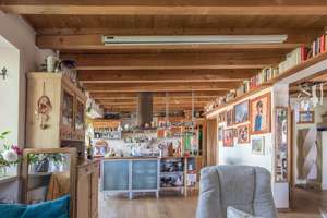 raumhafte Galerie-Wohnung im zweiten Obergeschoss. Aufgeteilt auf zwei Ebenen! – Die vollständige Adresse der Immobilie erhältst du vom Anbieter., 82386 Oberhausen – Vorschaubild 8