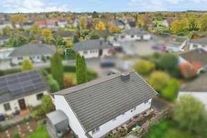 Bungalow in ruhiger Wohnlage – Die vollständige Adresse der Immobilie erhältst du vom Anbieter., 63486 Bruchköbel – Vorschaubild 2