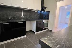In diesem 3 Zimmer Traum mit EBK & Balkon schaffen Sie als Junge Familie erste schöne Momente – Lindenstraße 27, 38448 Vorsfelde, Wolfsburg – Vorschaubild 1