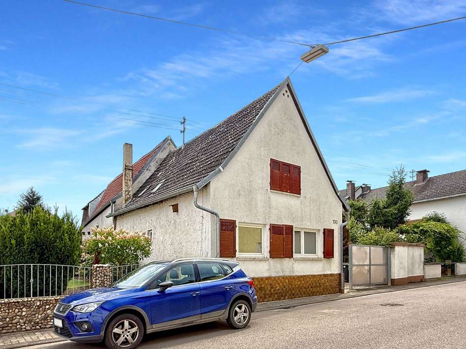 Hausfront 2