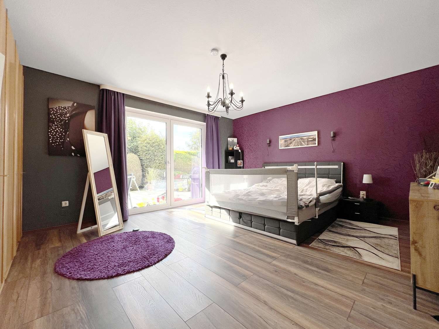 Immobilie in Alveslohe - Wohlfühlen im Grünen: Altersgerechter Bungalow mit Stil - Bild 2